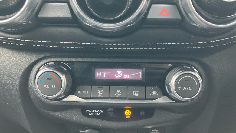 Nissan Juke 1.0 DiG-T 114 N-Connecta 5dr DCT Petrol Hatchback